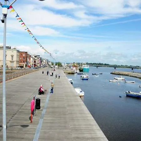 Daire Town *